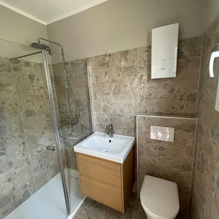 saniertes Badezimmer